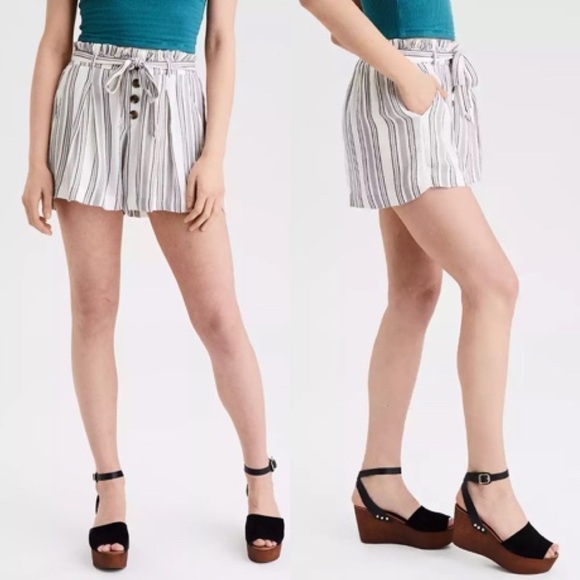 NWT American Eagle High Waisted Striped Button Front Runner Short - Picture 1 of 6